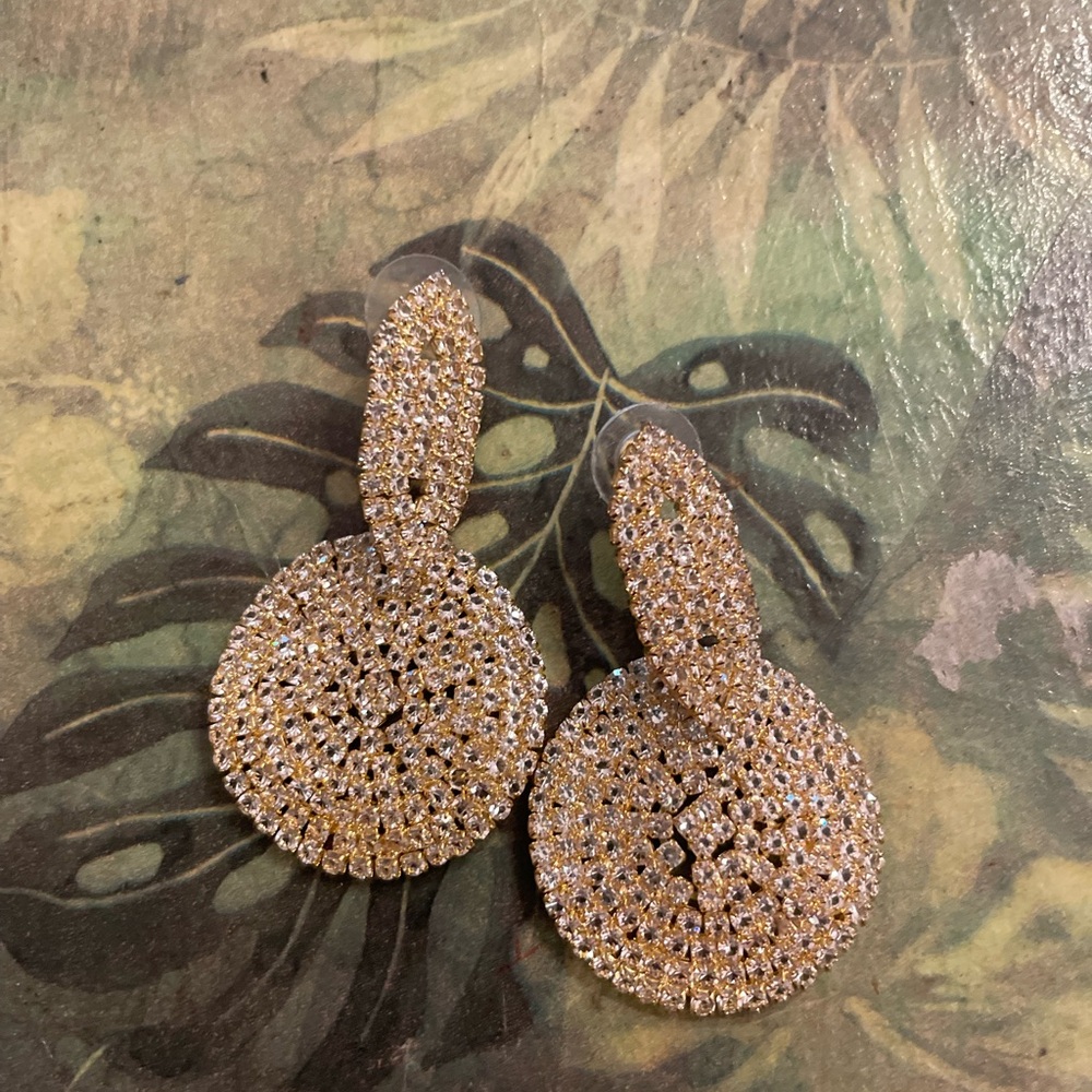 Gold Textured Statement Earrings - image 4